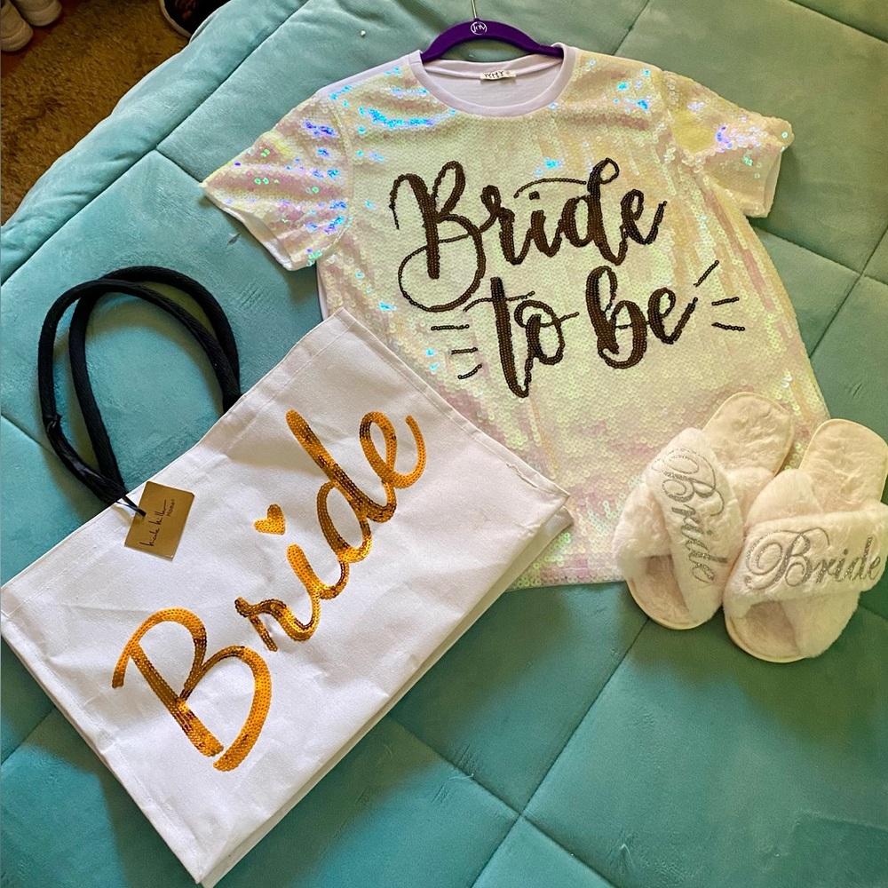 Bride to Be Sequin Short Sleeve Tee - White/Iridescent